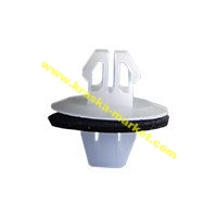 1378-AD Toyota 90467-11063 клипса